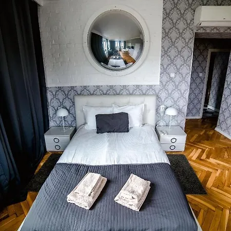 Apartment Cracovia Apartments *