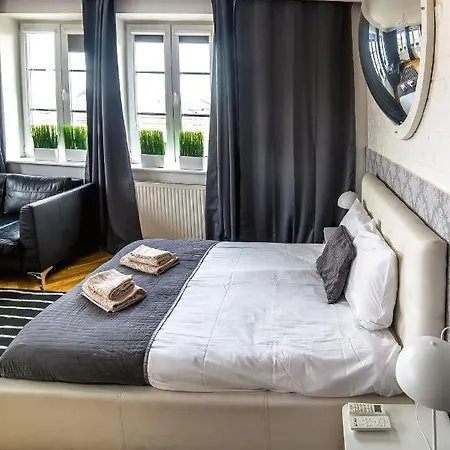 Apartment Cracovia Apartments *