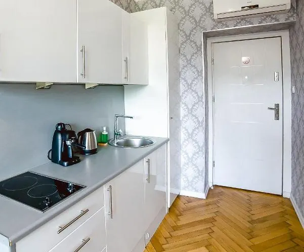 Cracovia Apartments *